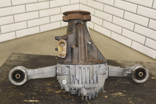 1999 - 2002 Mazda Miata NB 5 - Spd Man Trans Rear 4.30 Locking Differential Carrier