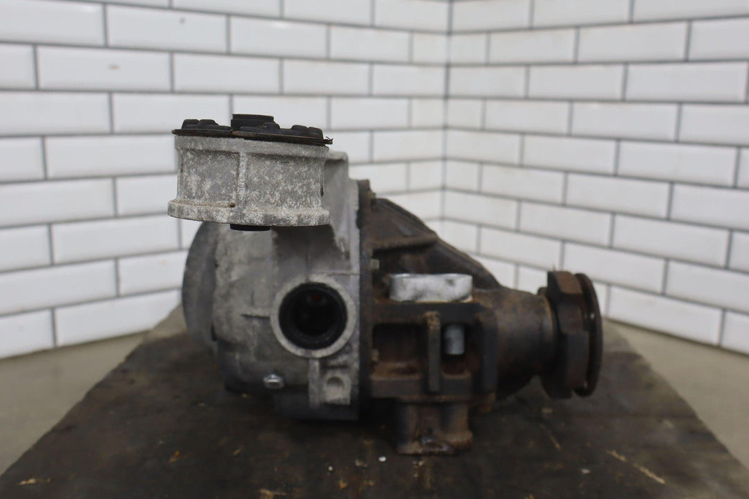 1999 - 2002 Mazda Miata NB 5 - Spd Man Trans Rear 4.30 Locking Differential Carrier