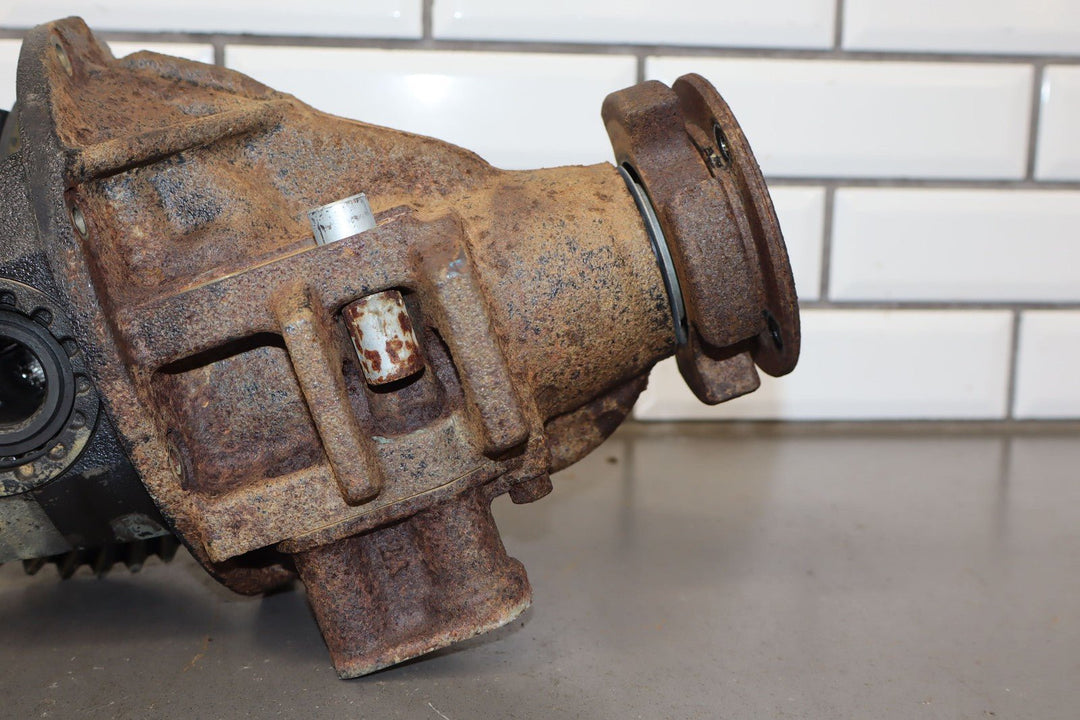 1999 - 2002 Mazda Miata NB 5 - Spd Man Trans Rear 4.30 Locking Differential Carrier