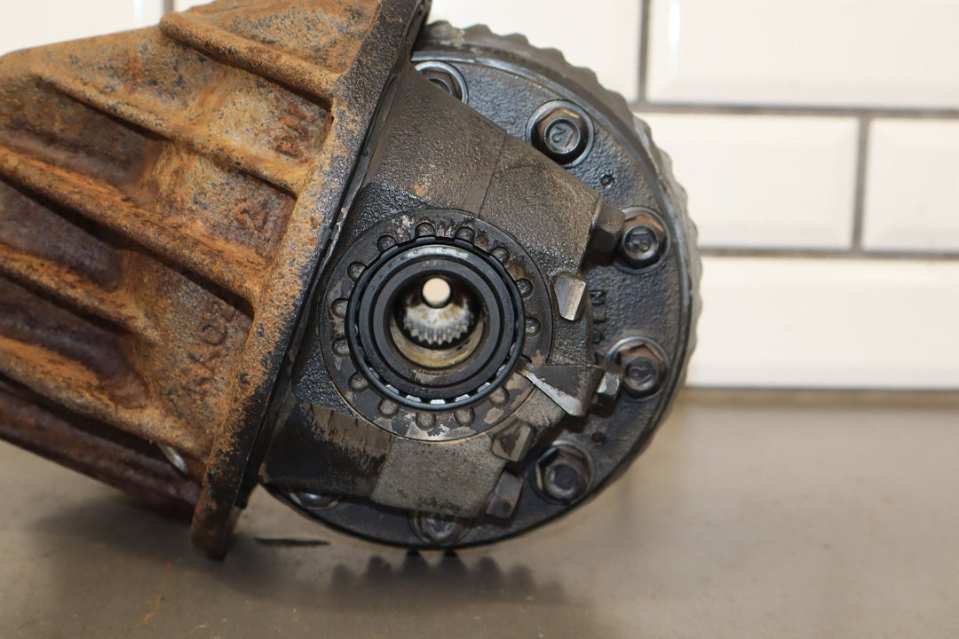 1999 - 2002 Mazda Miata NB 5 - Spd Man Trans Rear 4.30 Locking Differential Carrier