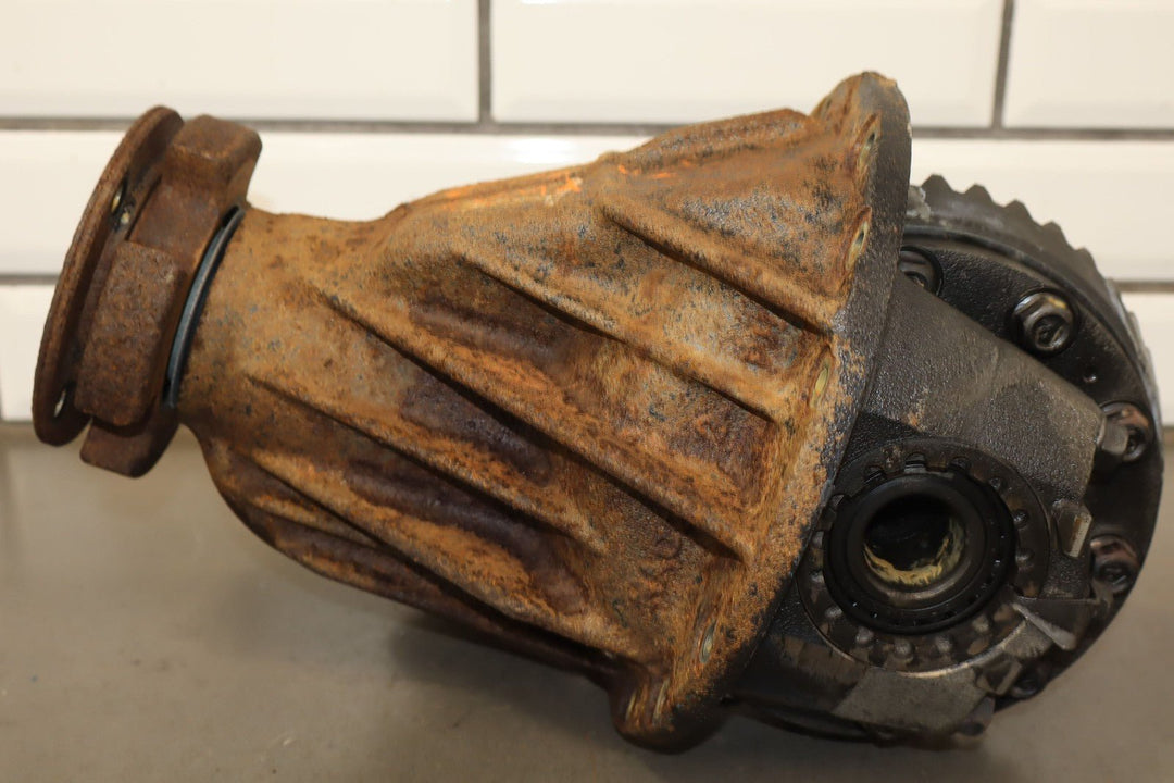 1999 - 2002 Mazda Miata NB 5 - Spd Man Trans Rear 4.30 Locking Differential Carrier