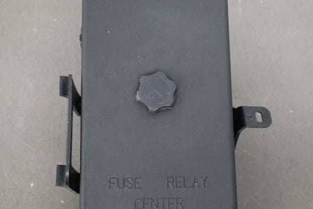 1999-2004 Chevrolet Corvette C5 Interior Fuse Box 12193792