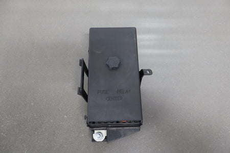1999-2004 Chevrolet Corvette C5 Interior Fuse Box 12193792
