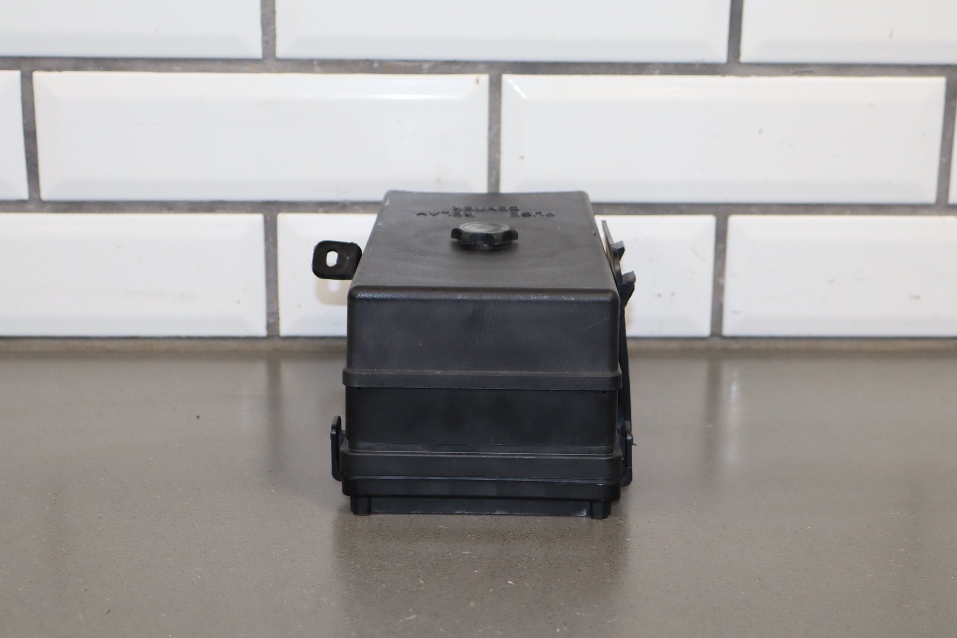 1999-2004 Chevrolet Corvette C5 Interior Fuse Box 12193792