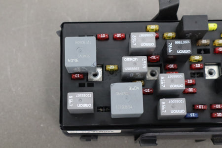 1999-2004 Chevrolet Corvette C5 Interior Fuse Box 12193792