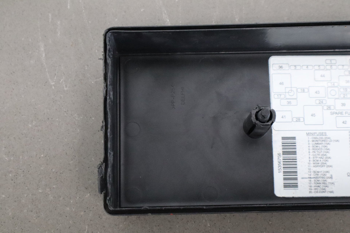 1999-2004 Chevrolet Corvette C5 Interior Fuse Box 12193792