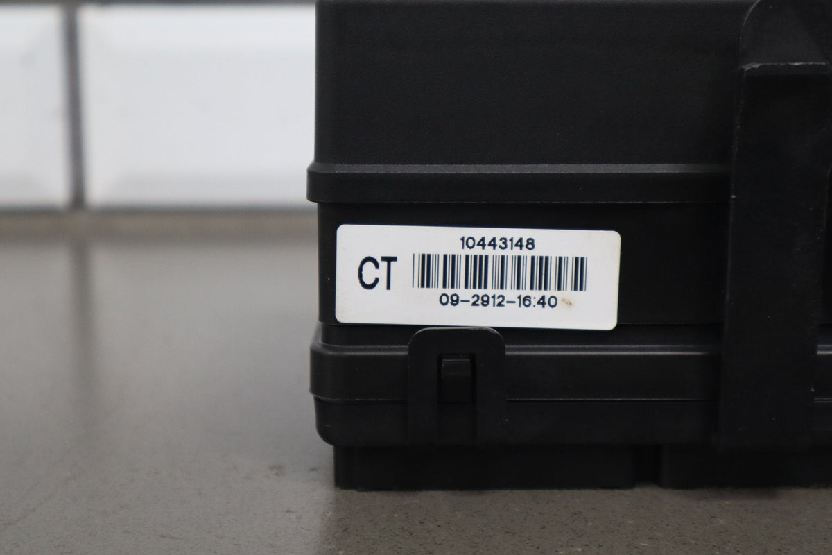 1999-2004 Chevrolet Corvette C5 Interior Fuse Box 12193792