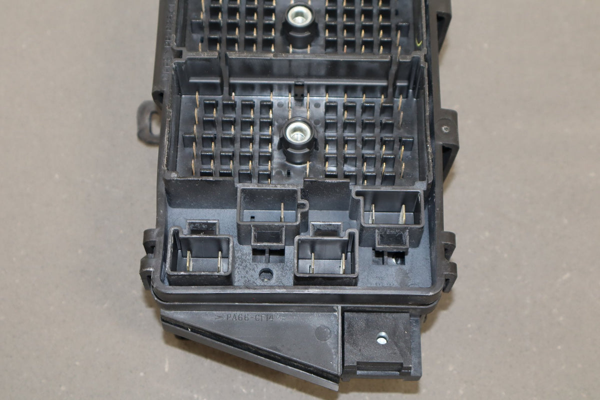 1999-2004 Chevrolet Corvette C5 Interior Fuse Box 12193792
