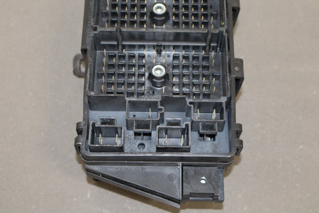1999-2004 Chevrolet Corvette C5 Interior Fuse Box 12193792