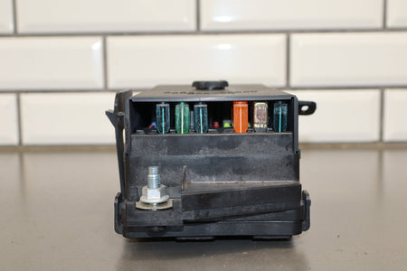 1999-2004 Chevrolet Corvette C5 Interior Fuse Box 12193792
