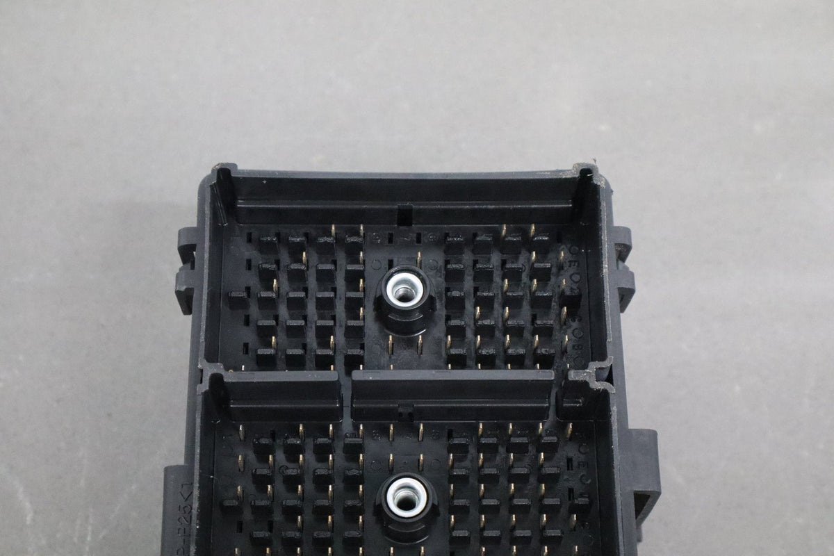 1999-2004 Chevrolet Corvette C5 Interior Fuse Box 12193792