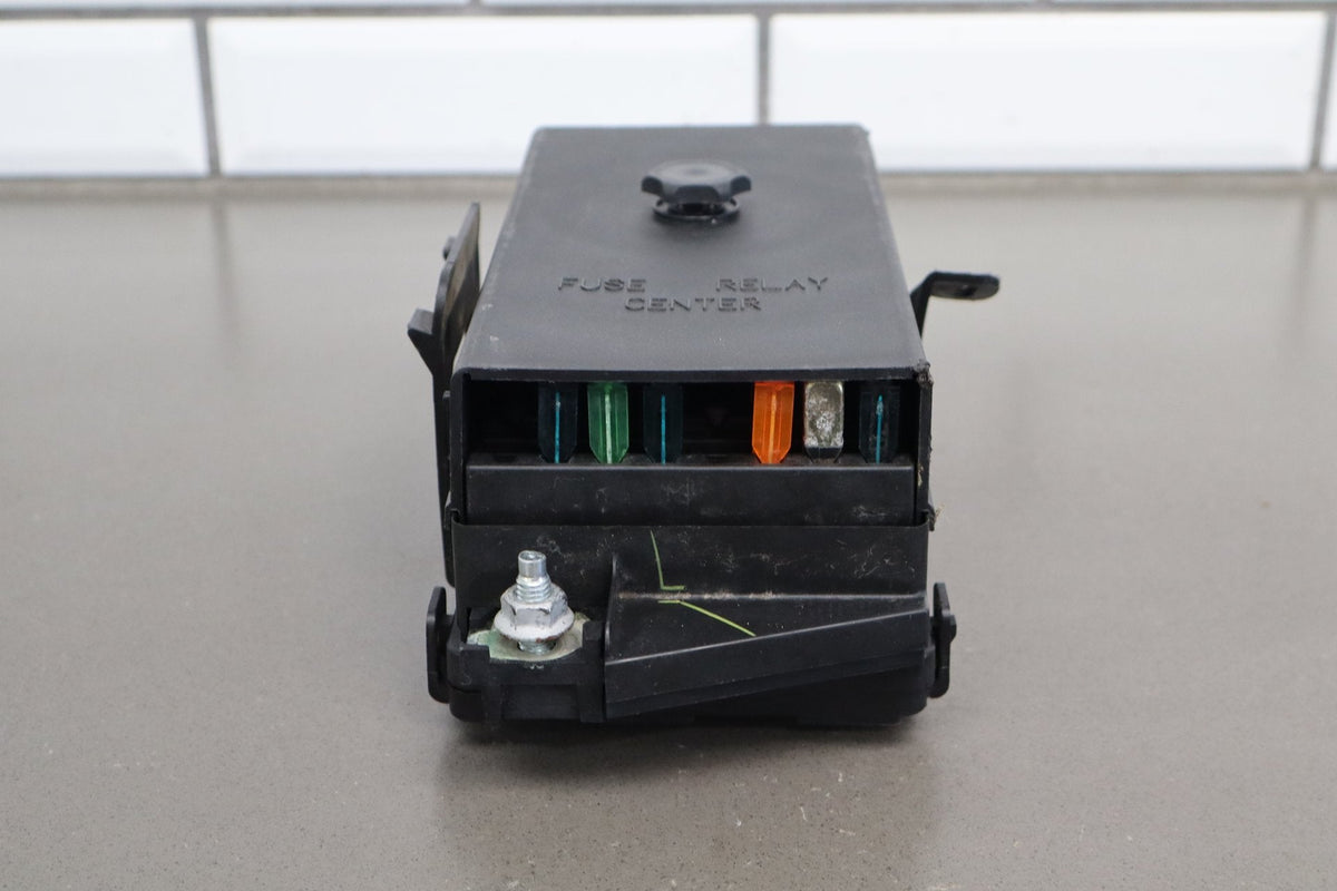 1999-2004 Chevrolet Corvette C5 Interior Fuse Box 12193792