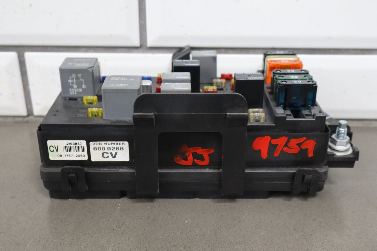 1999-2004 Chevrolet Corvette C5 Interior Fuse Box 12193792