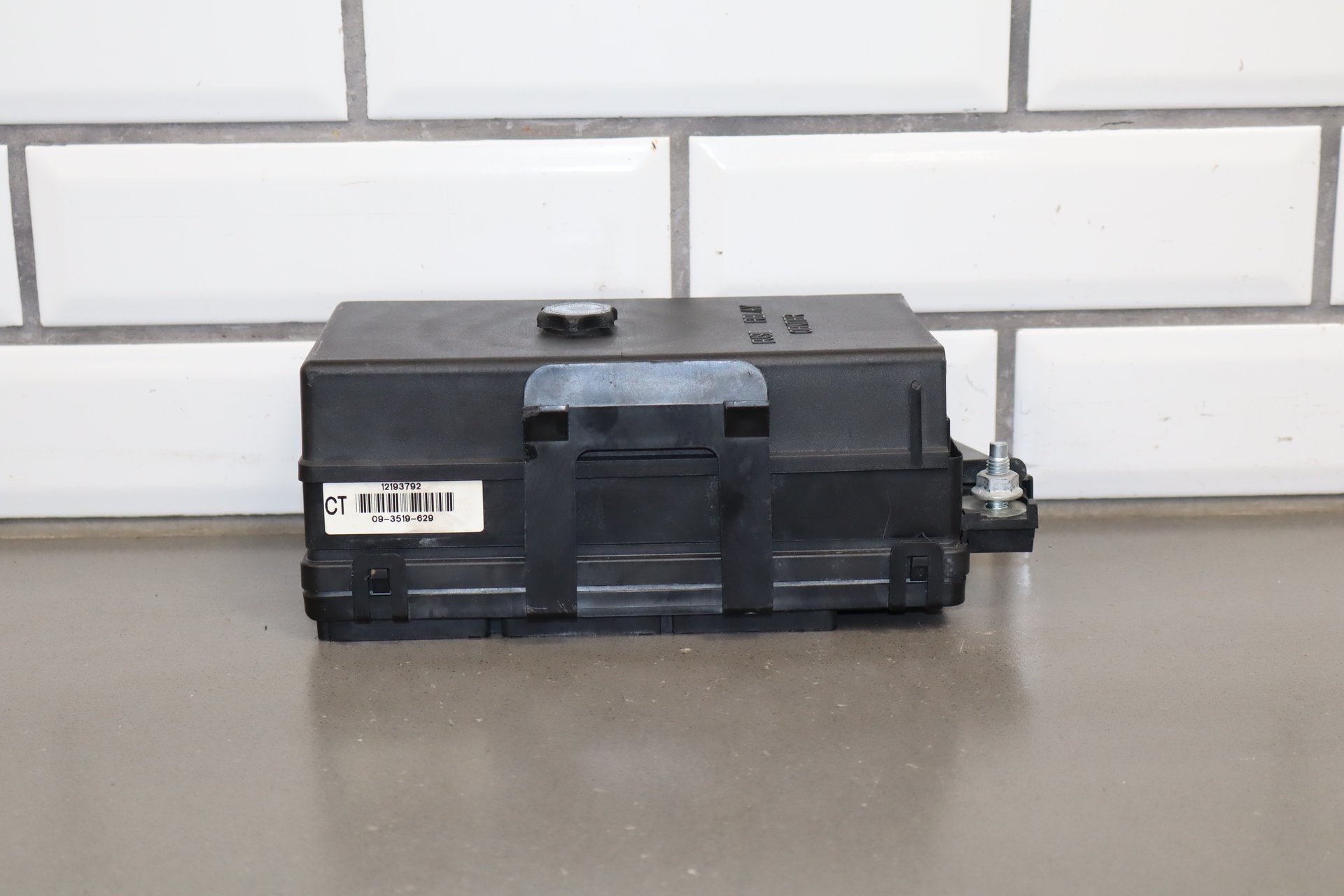 1999-2004 Chevrolet Corvette C5 Interior Fuse Box 12193792