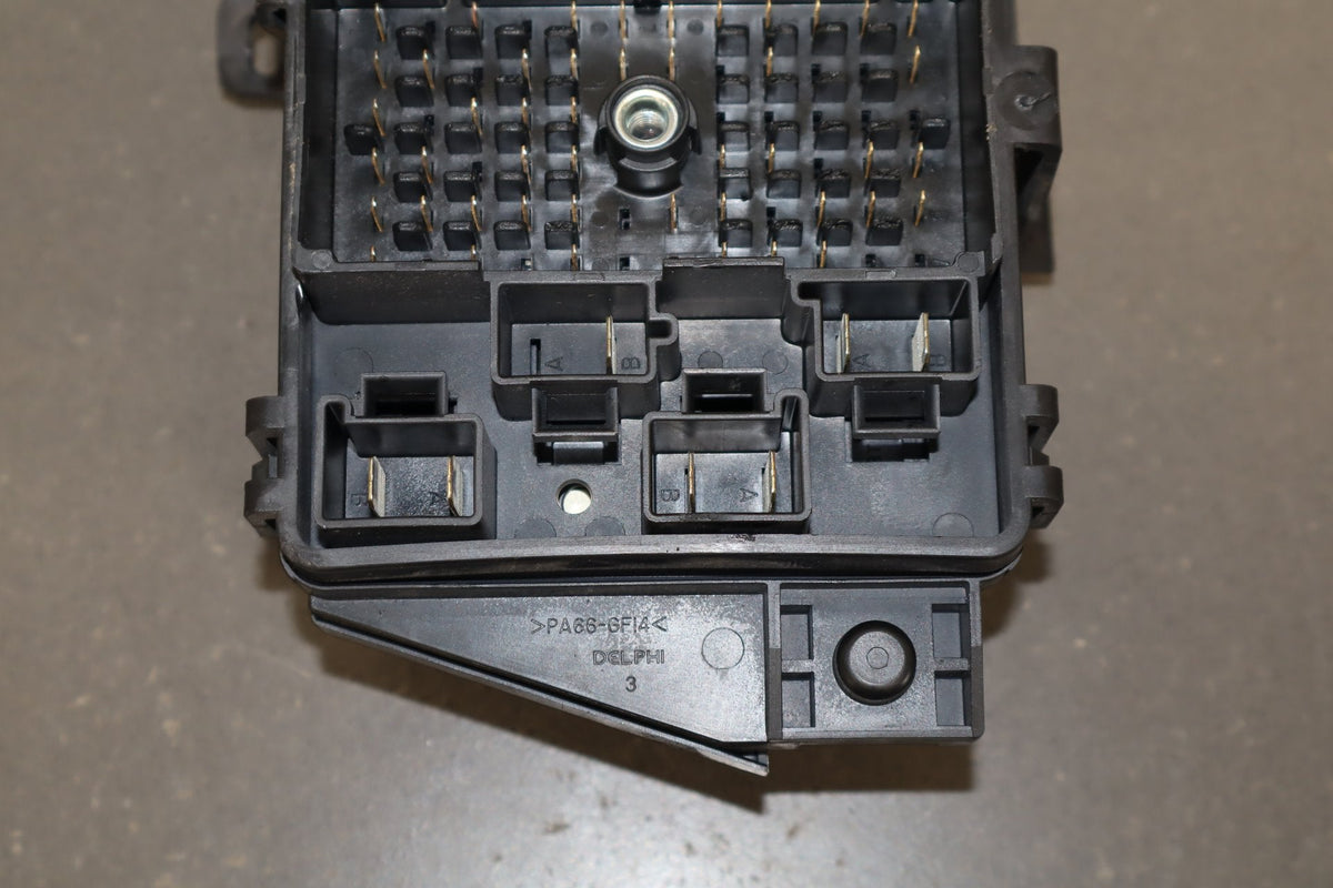 1999-2004 Chevrolet Corvette C5 Interior Fuse Box 12193792