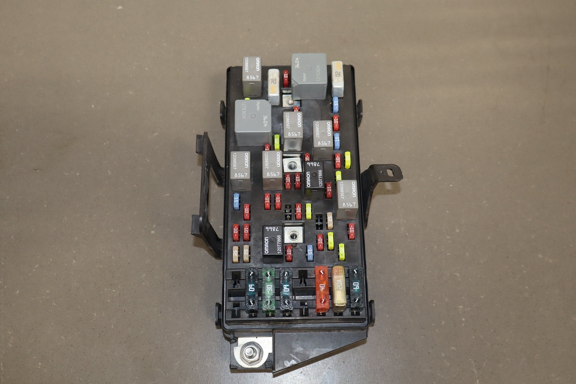 1999-2004 Chevrolet Corvette C5 Interior Fuse Box 12193792