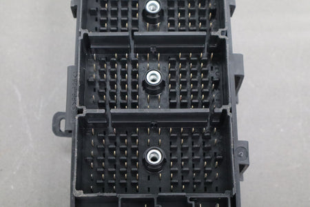 1999-2004 Chevrolet Corvette C5 Interior Fuse Box 12193792