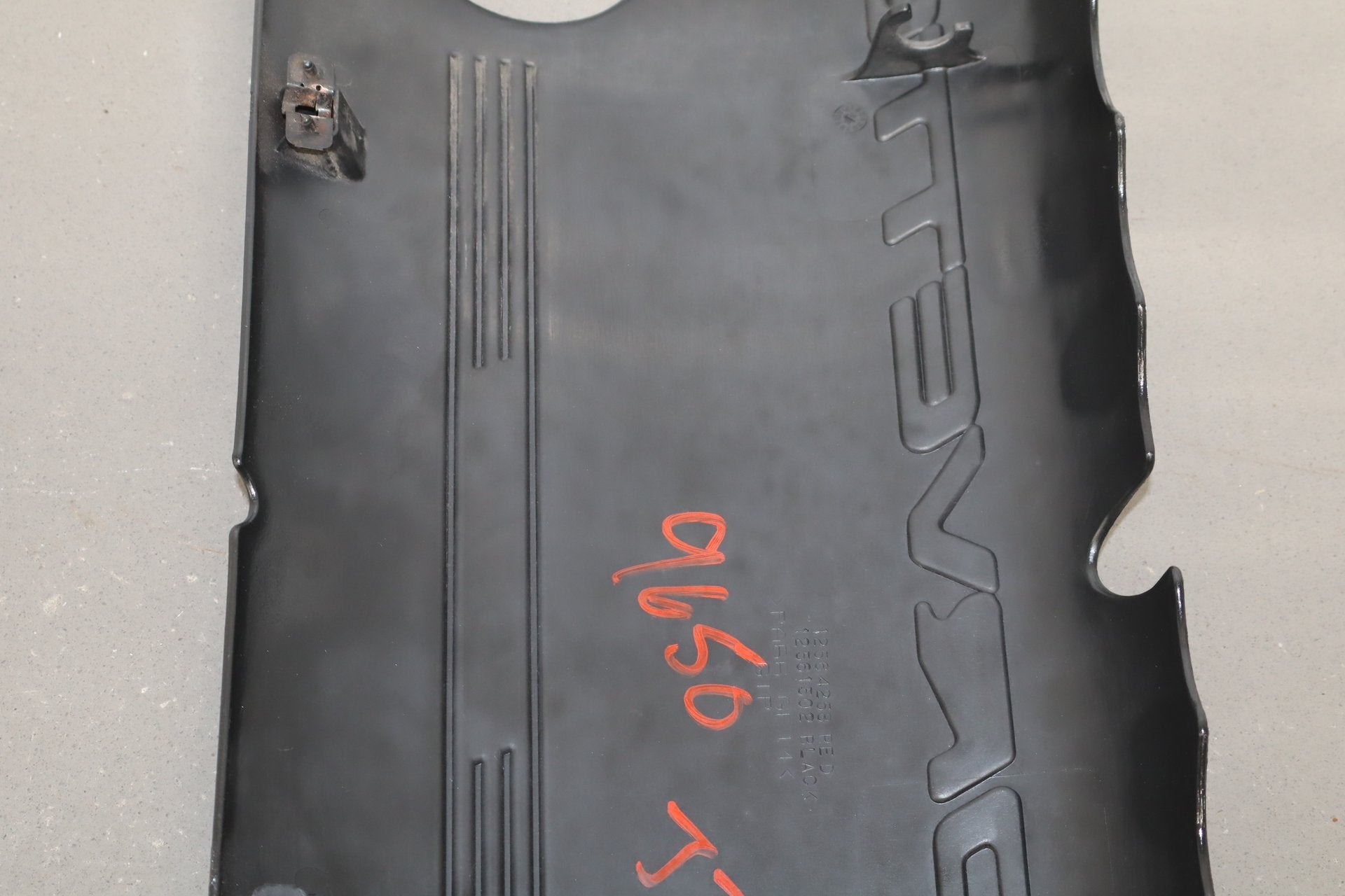 1999-2004 Chevrolet Corvette C5 LS1 Engine Cover Set