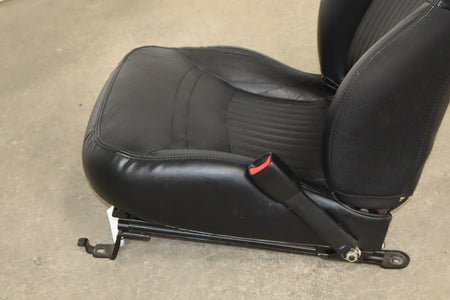 1999-2004 Chevrolet Corvette Passenger Black Leather Sport Seat 88991515 OEM
