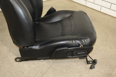 1999-2004 Chevrolet Corvette Passenger Black Leather Sport Seat 88991515 OEM