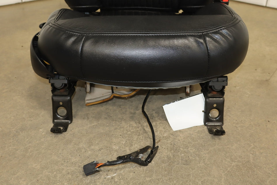 1999-2004 Chevrolet Corvette Passenger Black Leather Sport Seat 88991515 OEM