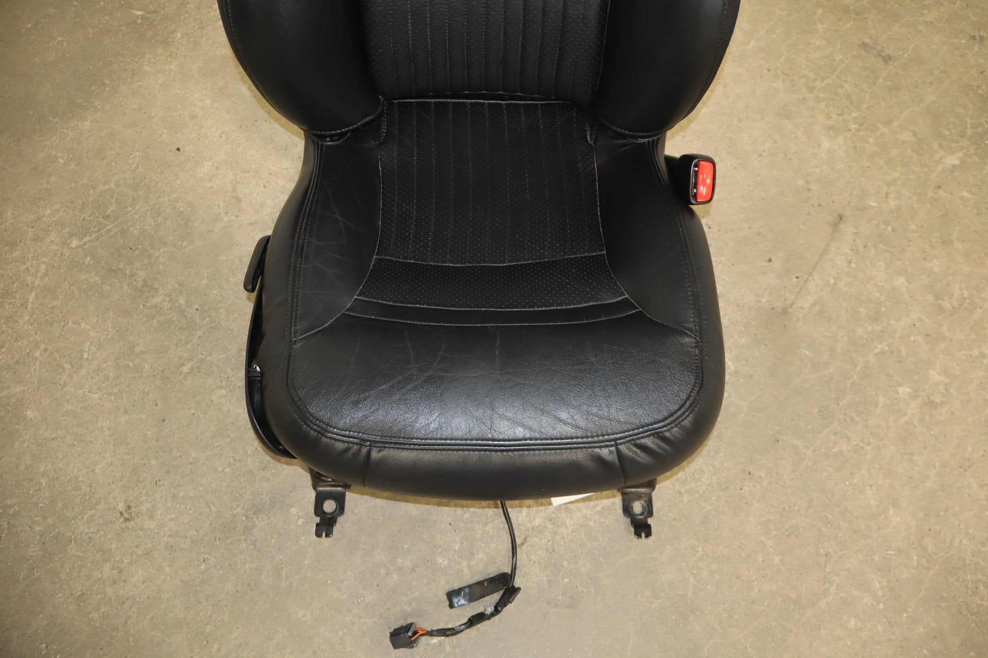 1999-2004 Chevrolet Corvette Passenger Black Leather Sport Seat 88991515 OEM
