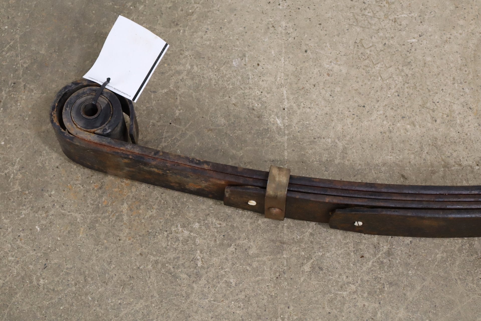1999-2004 Ford F-350 Super Duty 4WD Front Leaf Spring Pair Southern OEM