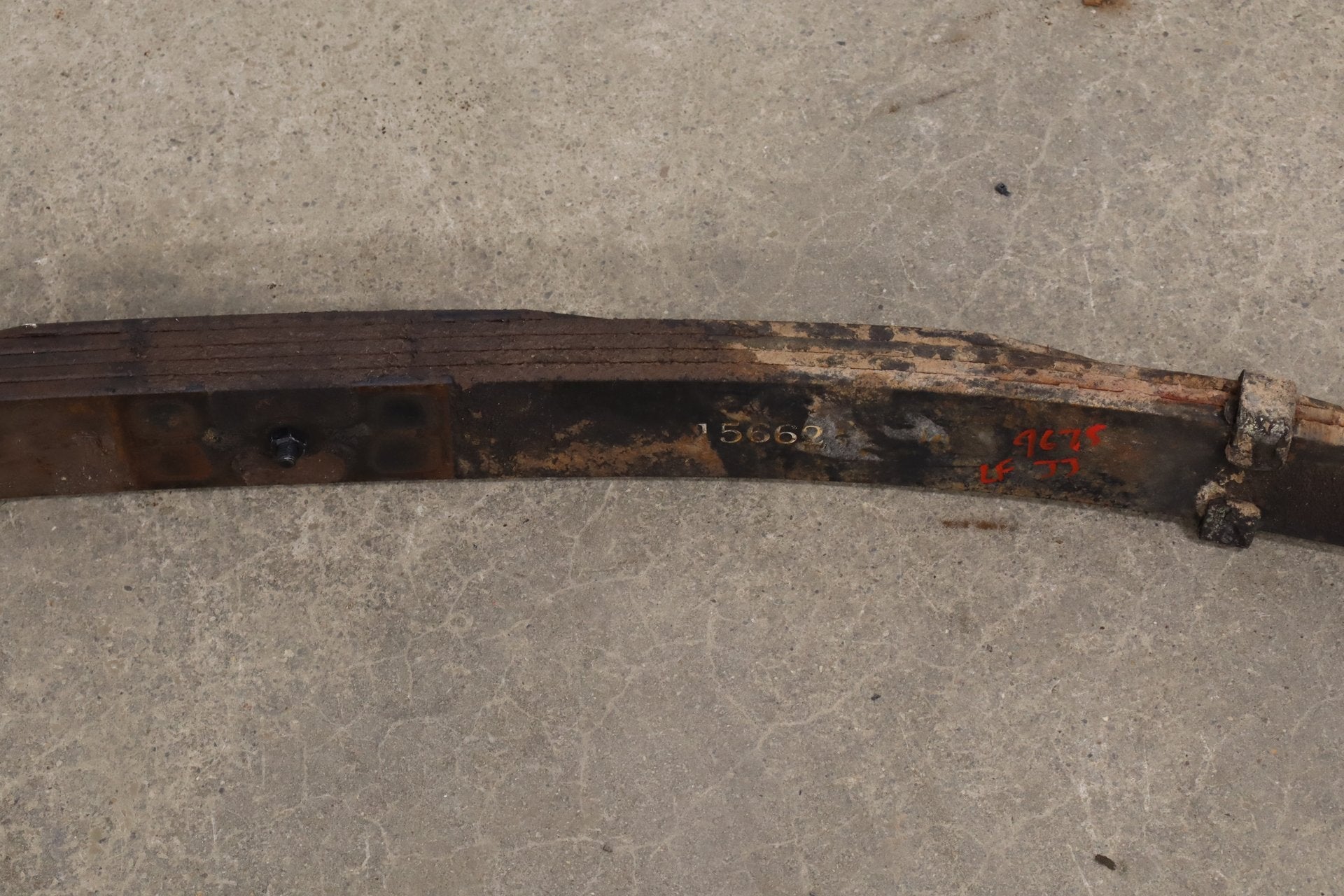 1999-2004 Ford F-350 Super Duty 4WD Front Leaf Spring Pair Southern OEM