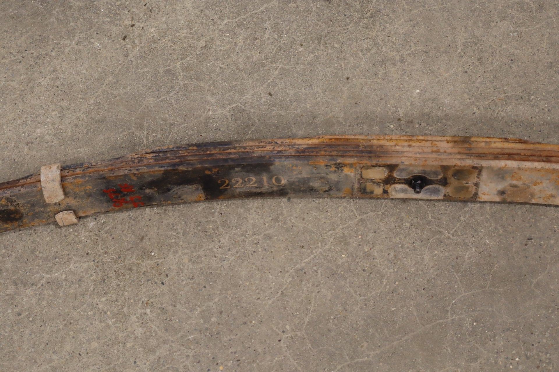 1999-2004 Ford F-350 Super Duty 4WD Front Leaf Spring Pair Southern OEM