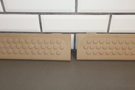 1999-2004 Ford F-350 Super Duty Crew Cab OEM Sill Plates Medium Parchment ()