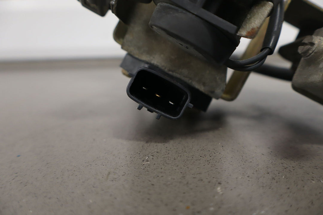 1999 - 2005 Mazda Miata NB Evaporator Canister W/Lines