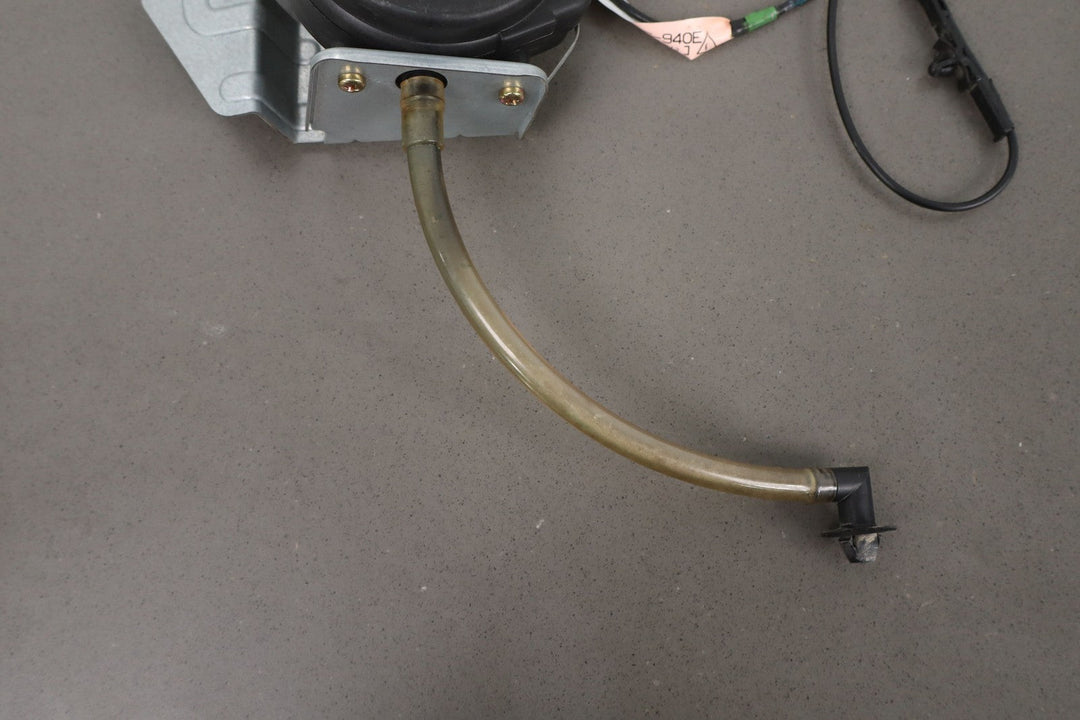 1999 - 2005 Mazda Miata NB Power Radio Antenna (Tested) NC1066930B