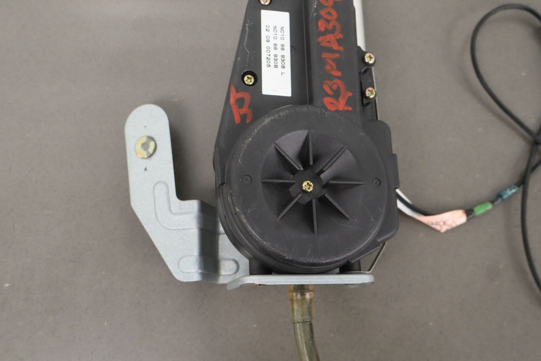 1999 - 2005 Mazda Miata NB Power Radio Antenna (Tested) NC1066930B