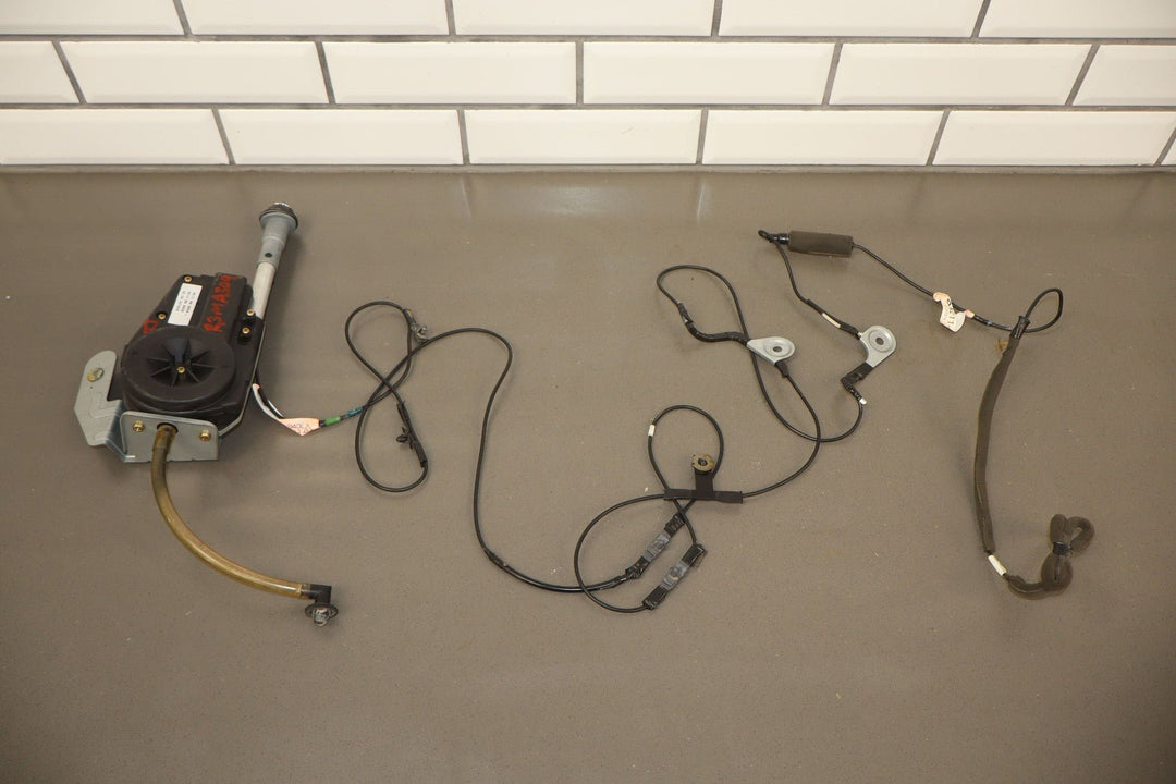 1999 - 2005 Mazda Miata NB Power Radio Antenna (Tested) NC1066930B