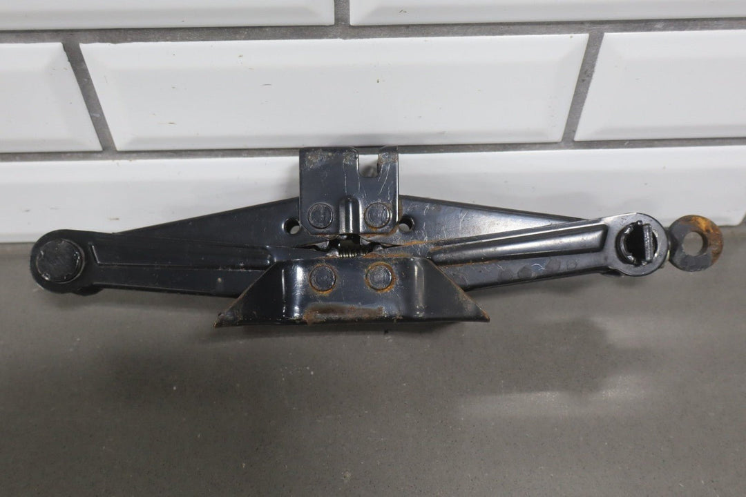 1999 - 2005 Mazda MX - 5 Miata NB - Jack W/ Tools