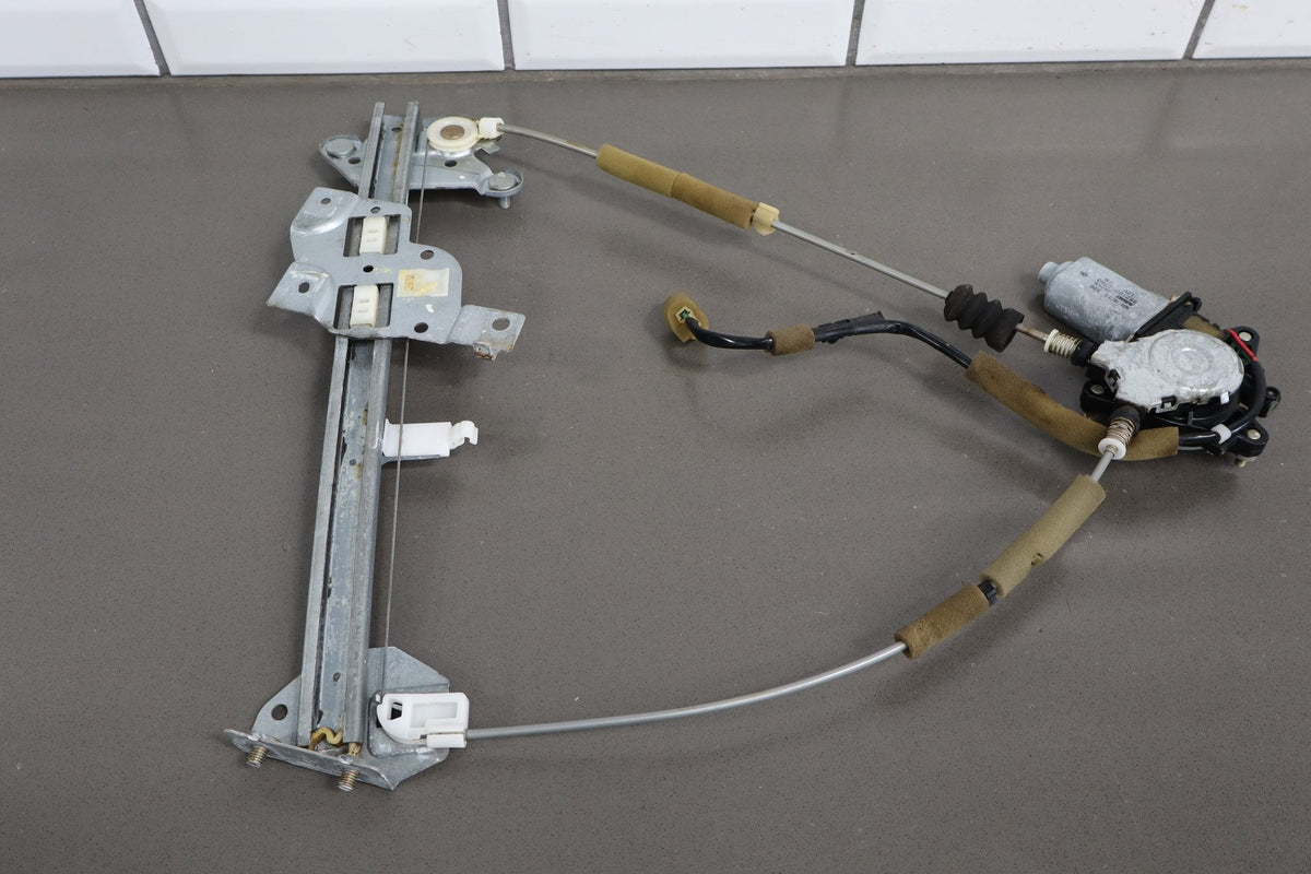 1999-2005 Mazda MX-5 Miata Right Door Regulator Power W/ Motor
