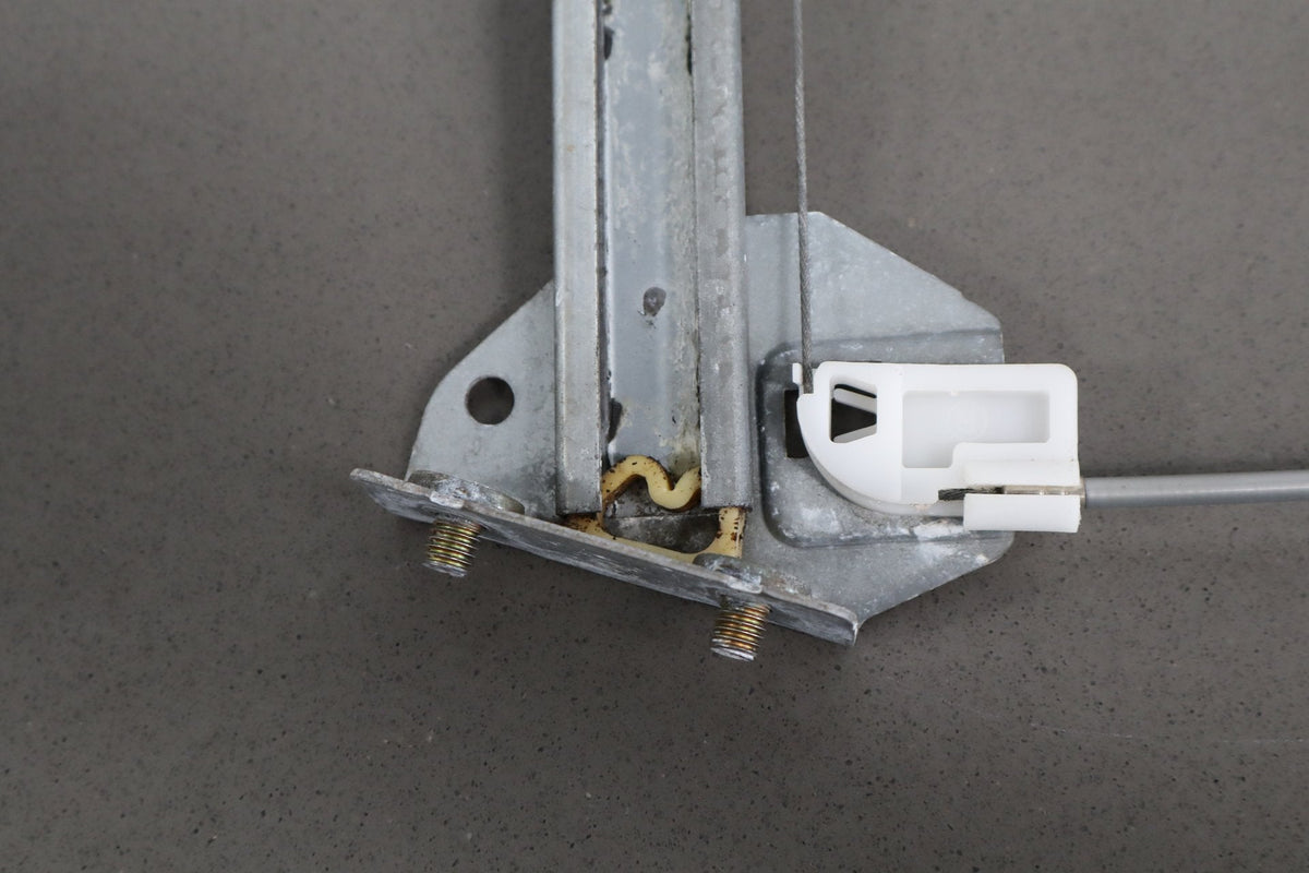 1999-2005 Mazda MX-5 Miata Right Door Regulator Power W/ Motor