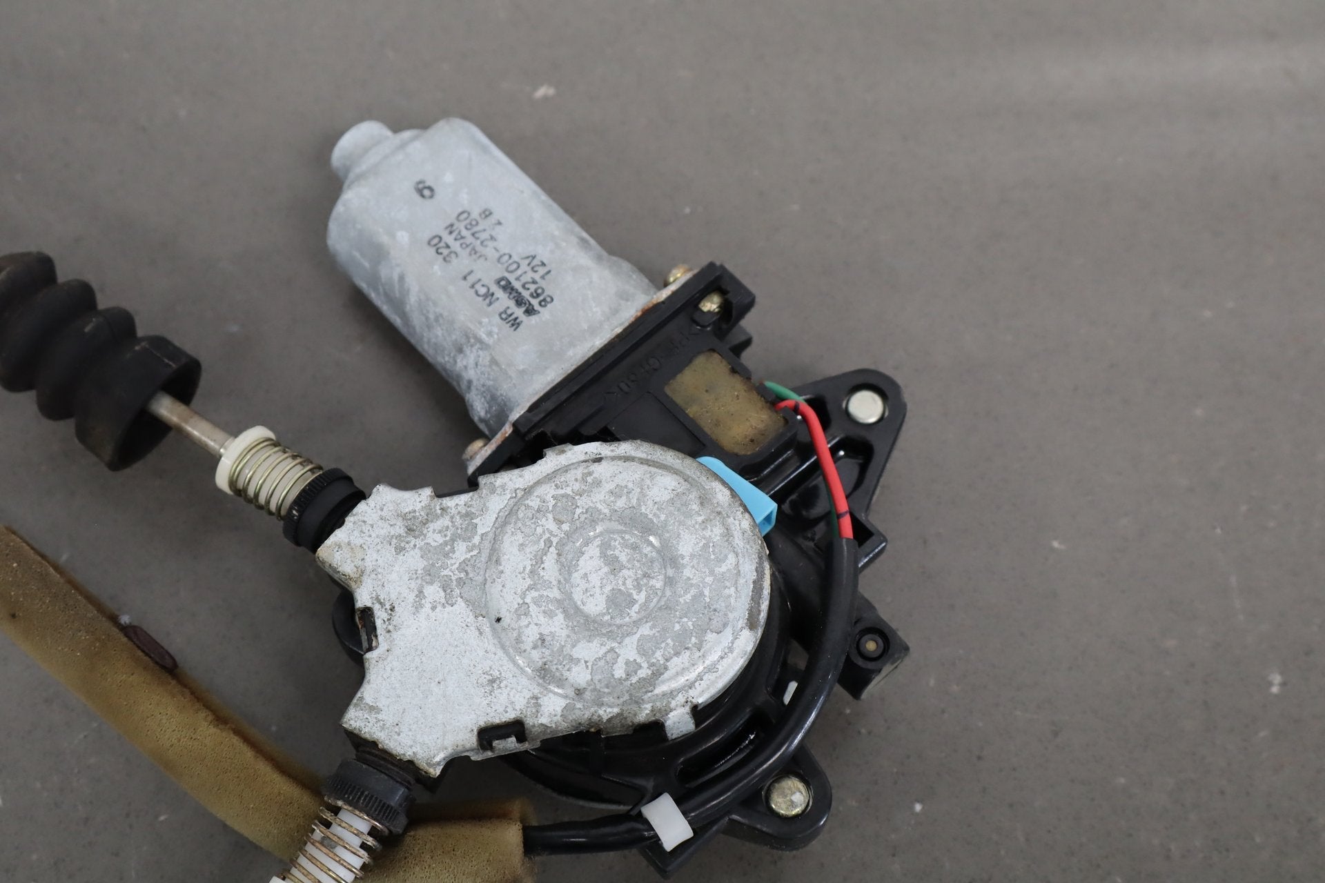 1999-2005 Mazda MX-5 Miata Right Door Regulator Power W/ Motor