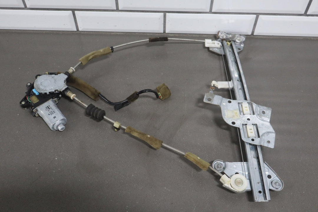 1999 - 2005 Mazda MX - 5 Miata Right Front Door Regulator NC1158590G OEM