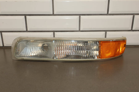 1999-2006 Chevrolet Silverado Left Headlamp 16526133