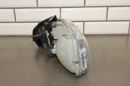 1999-2006 Chevrolet Silverado Left Headlamp 16526133