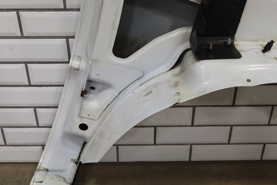 1999 - 2006 Chevy Silverado 2500 HD LS Left Fender 19168844 Summit White 50U