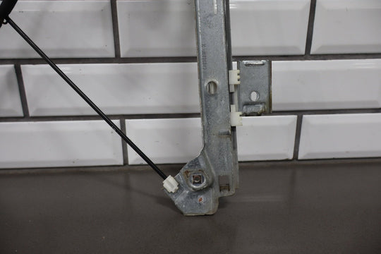 1999 - 2007 Cadillac Escalade Left Front Door Regulator 19120846 OEM