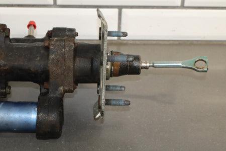 1999-2007 Chevrolet Silverado 2500 Brake Booster 15861643 OEM