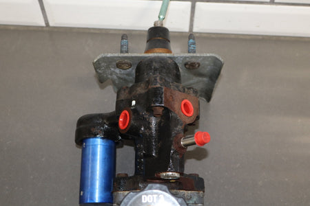 1999-2007 Chevrolet Silverado 2500 Brake Booster 15861643 OEM