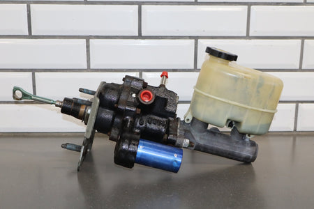 1999-2007 Chevrolet Silverado 2500 Brake Booster 15861643 OEM