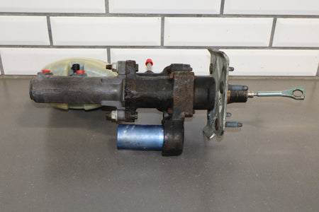 1999-2007 Chevrolet Silverado 2500 Brake Booster 15861643 OEM