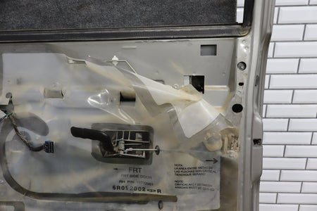 1999-2007 Chevrolet Silverado 2500 GMT800- Right Front Door PN: 15017224