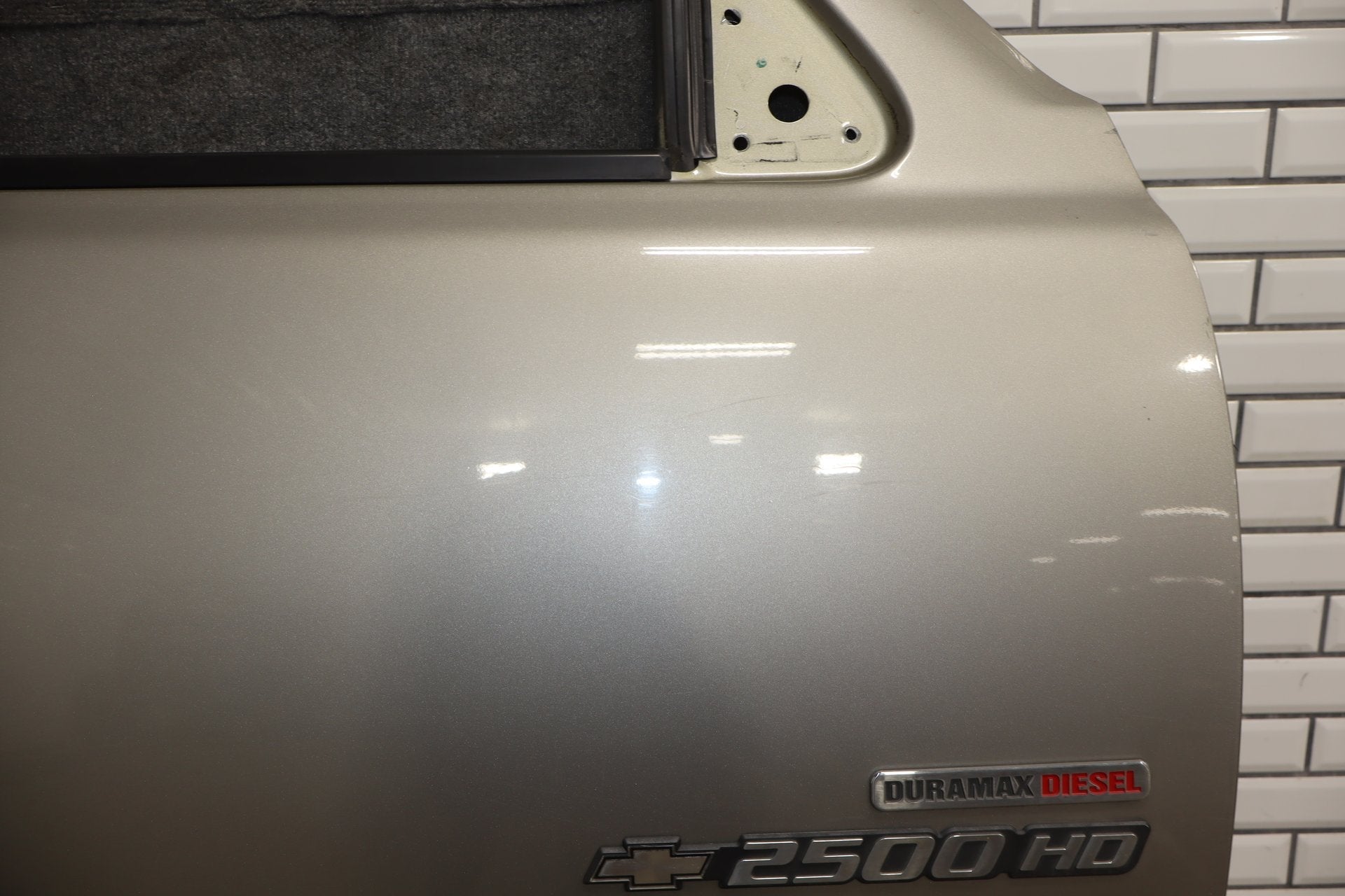 1999-2007 Chevrolet Silverado 2500 GMT800- Right Front Door PN: 15017224