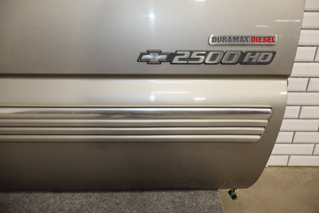 1999-2007 Chevrolet Silverado 2500 GMT800- Right Front Door PN: 15017224